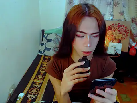 EXOTICGEORGINA online show from December 14, 9:31 pm