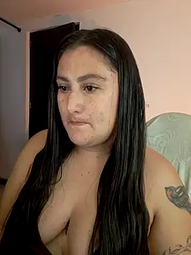 Snapshot of Amelia08 chatting on December 15, 8:14 pm Amelia08 online show from December 15, 8:14 pm