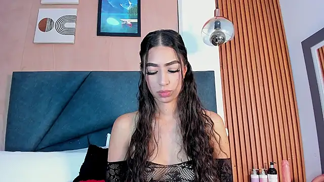 Ivy Spicy online show from February 6, 8:05 pm