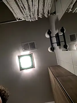 Snapshot of pleasser85 chatting on November 2, 8:41 am pleasser85 online show from November 2, 8:41 am