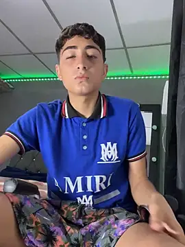 MathieuAGT online show from October 31, 11:44 pm