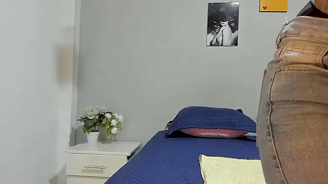 sexynova 93 online show from May 8, 7:50 pm
