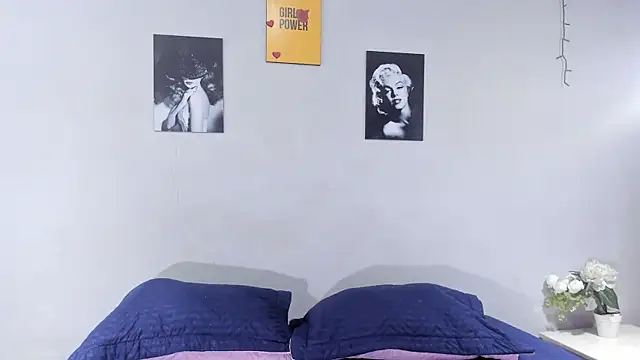 sexynova 93 online show from January 12, 7:53 pm