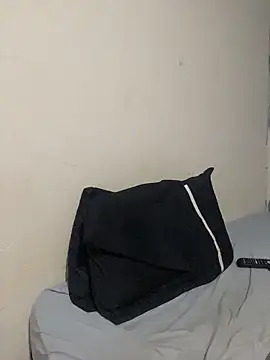 sabrinaneves online show from June 2, 9:53 am