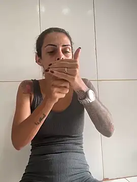 Snapshot of sabrinaneves chatting on February 2, 4:28 pm sabrinaneves online show from February 2, 4:28 pm