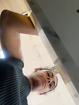 Snapshot of sabrinaneves chatting on February 27, 2:06 pm sabrinaneves online show from February 27, 2:06 pm