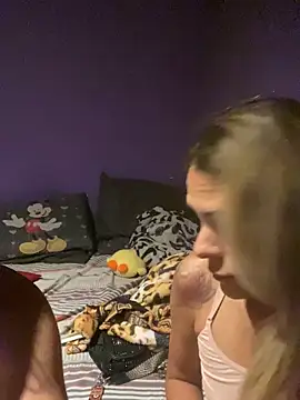 sabrinaneves online show from December 14, 1:17 pm