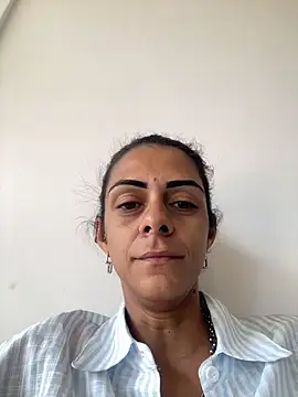 sabrinaneves online show from April 18, 1:24 pm