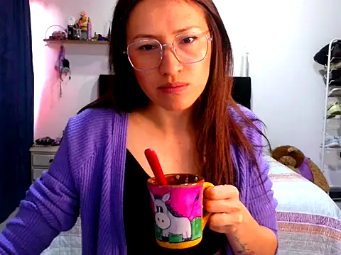 KendallTwisTx online show from November 7, 9:08 pm