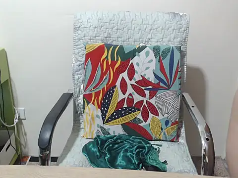 Wet oliviaxxx online show from April 17, 12:19 pm