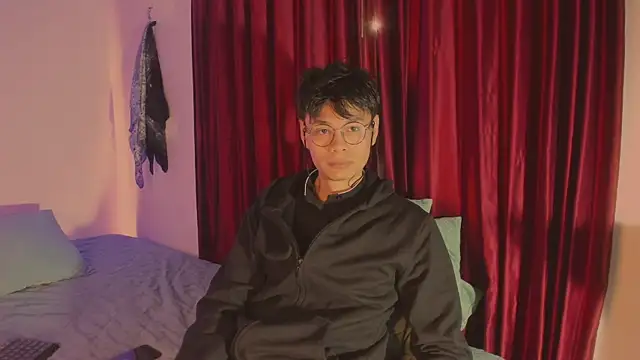 Snapshot of estmonnn chatting on November 29, 11:16 pm estmonnn online show from November 29, 11:16 pm