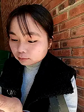 Snapshot of matbiec- chatting on November 29, 6:13 am matbiec- online show from November 29, 6:13 am