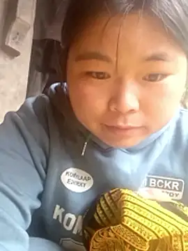 Snapshot of matbiec- chatting on November 1, 1:45 am matbiec- online show from November 1, 1:45 am