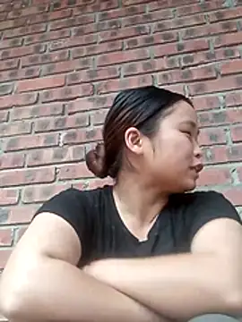 Snapshot of matbiec- chatting on October 31, 7:49 am matbiec- online show from October 31, 7:49 am