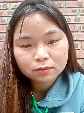 Snapshot of matbiec- chatting on November 9, 2:26 am matbiec- online show from November 9, 2:26 am