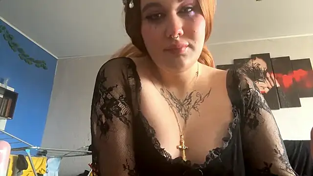 Snapshot of Lerabraunti chatting on October 29, 8:46 am Lerabraunti online show from October 29, 8:46 am