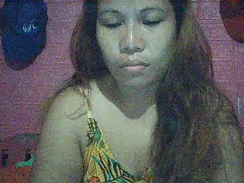Snapshot of sweet_buncandy chatting on June 18, 6:13 pm sweet buncandy online show from June 18, 6:13 pm