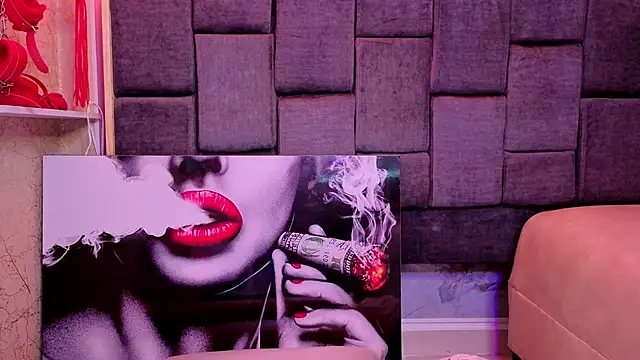 Im-Lola online show from February 20, 8:44 pm