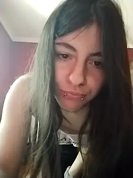 Snapshot of Bad0ll_3 chatting on October 30, 5:54 pm Bad0ll 3 online show from October 30, 5:54 pm