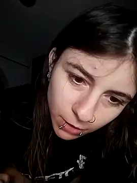 Snapshot of Bad0ll_3 chatting on October 30, 2:43 am Bad0ll 3 online show from October 30, 2:43 am