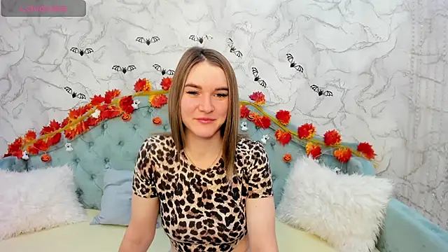 Snapshot of AriaAmaren chatting on October 29, 11:47 pm AriaAmaren online show from October 29, 11:47 pm