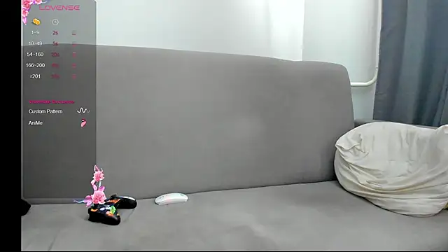 Your hot students online show from November 18, 7:33 am