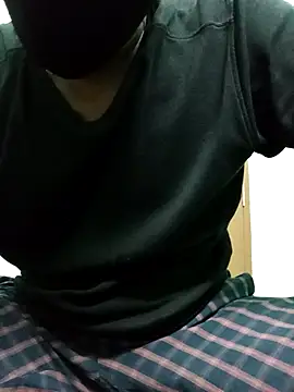 TamilWildBee online show from November 17, 5:28 pm