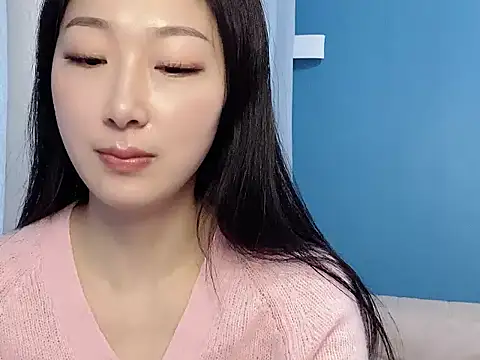 ella55-- online show from November 15, 5:11 am