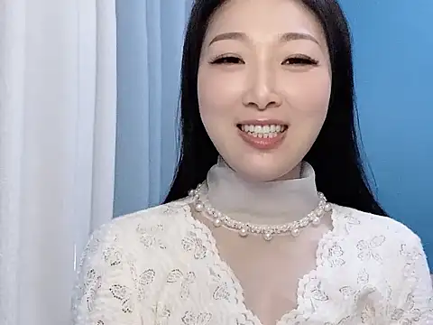 ella55-- online show from November 11, 2:39 am