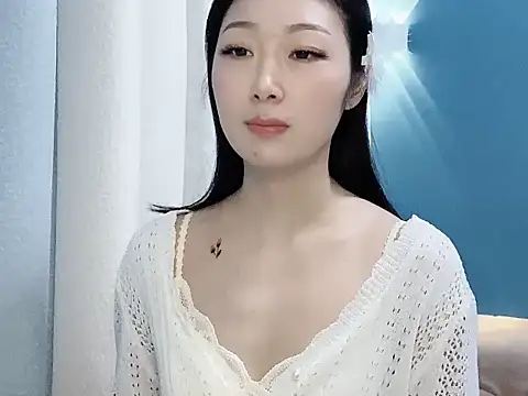 ella55-- online show from December 5, 1:05 am