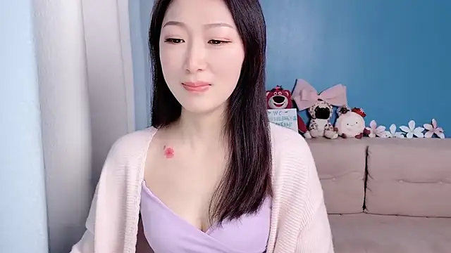 Snapshot of ella55-- chatting on March 1, 1:05 am ella55-- online show from March 1, 1:05 am