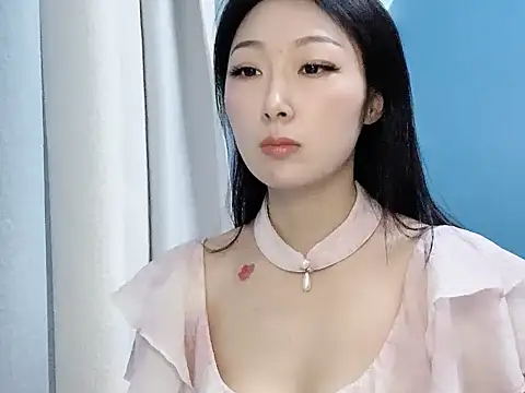 ella55-- online show from December 3, 12:55 am