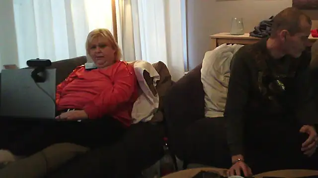 Sylviastar46 online show from November 27, 8:37 am