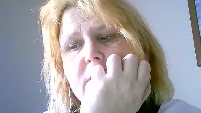 Sylviastar46 online show from November 17, 9:35 am