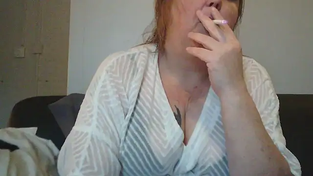 Snapshot of Sylviastar46 chatting on February 22, 10:39 am Sylviastar46 online show from February 22, 10:39 am