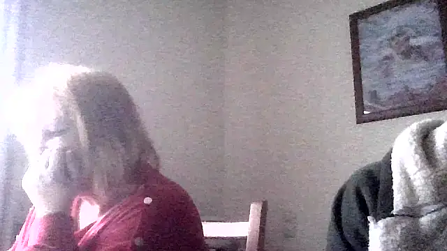 Snapshot of Sylviastar46 chatting on October 29, 8:46 am Sylviastar46 online show from October 29, 8:46 am