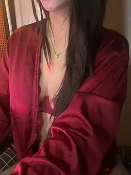 Snapshot of trinhvutrinh chatting on May 12, 3:18 pm trinhvutrinh online show from May 12, 3:18 pm