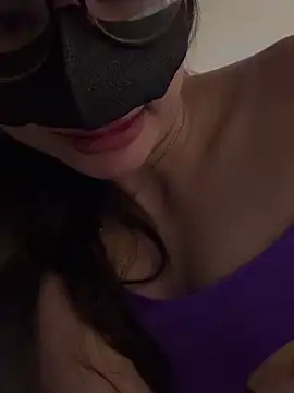 trinhvutrinh online show from November 25, 7:36 pm