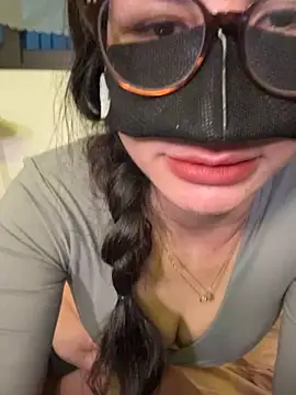 trinhvutrinh online show from November 18, 1:32 am