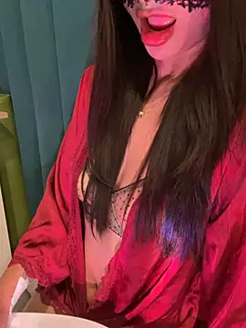 trinhvutrinh online show from March 10, 2:32 pm