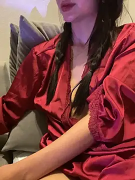 trinhvutrinh online show from February 22, 10:44 pm