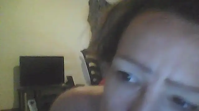 Karebearz1 online show from November 3, 3:23 am