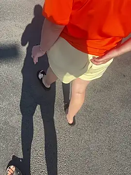 Teeny-Slut18 online show from July 19, 7:06 am