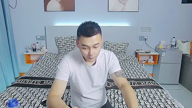 Snapshot of xiao8787 chatting on November 3, 1:47 pm xiao8787 online show from November 3, 1:47 pm