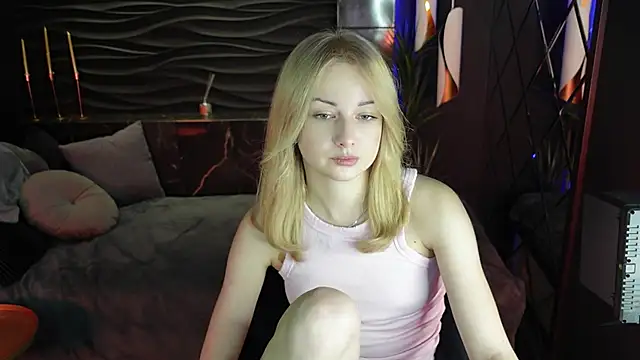 Snapshot of Jessie_Cuti chatting on November 14, 1:37 pm Jessie Cuti online show from November 14, 1:37 pm