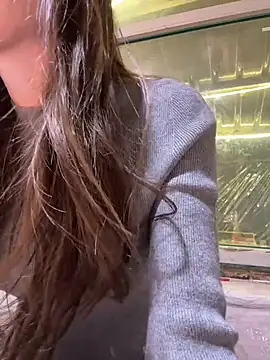 Snapshot of yueyue558 chatting on February 25, 3:01 pm yueyue558 online show from February 25, 3:01 pm