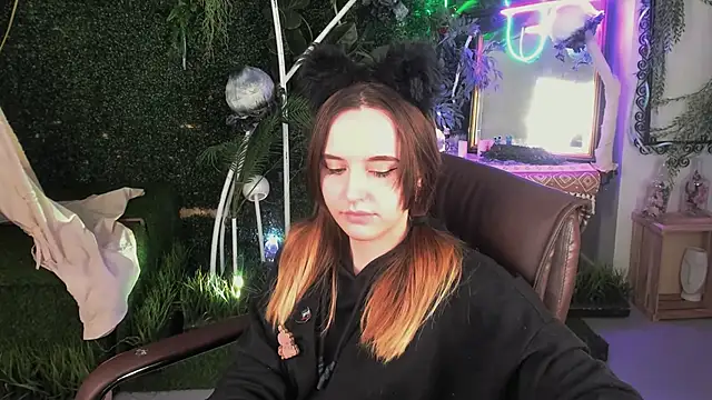 IreneBailey online show from November 9, 9:13 am