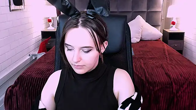 IreneBailey online show from November 23, 9:19 am