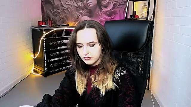 IreneBailey online show from November 8, 9:13 am