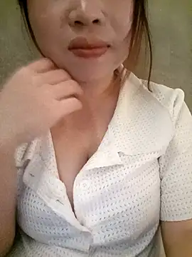 julybe online show from March 2, 4:46 am